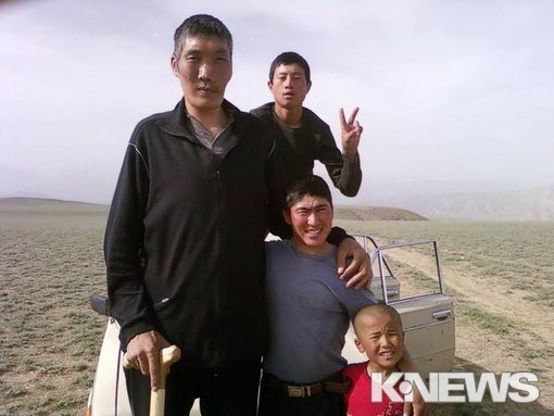 самый высокий киргиз Женишбек Райымбаев - 2,32 м